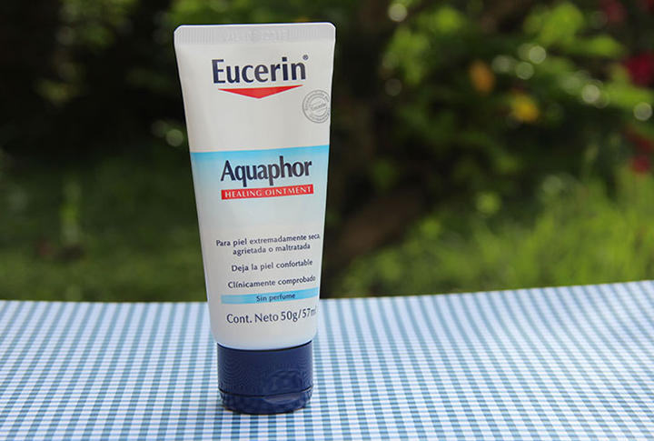 Aquaphor Eucerin hidratante pra peles ressecadas