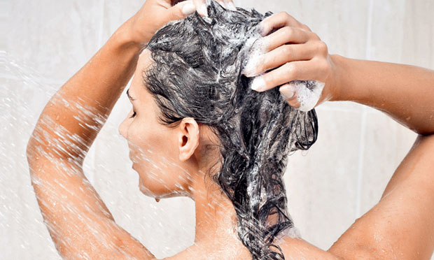Como escolher o shampoo certo para cada tipo de cabelo3